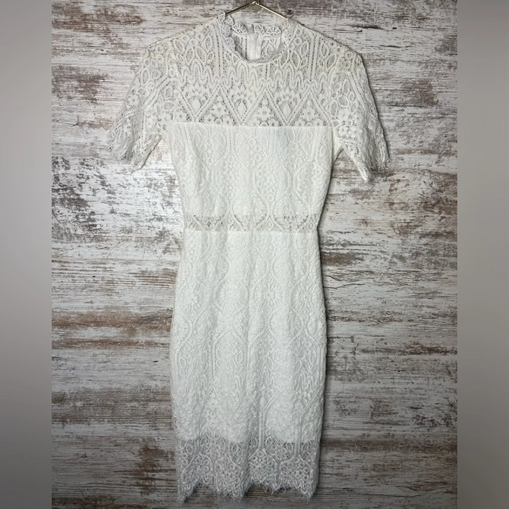 Lulus Remarkable White Sheer Lace Short Sleeve Mini Dress Sz‎ XS LIKE NEW!